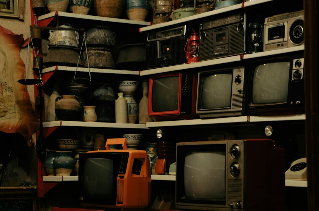 old family tv set